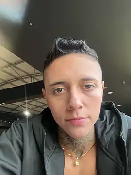 Snapshot of _PhillipBrown chatting on 23, 1, 2025 PhillipBrown online show from 23, 1, 2025