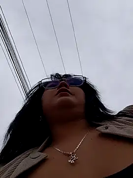 lara moon25 online show from 27, 11, 2025