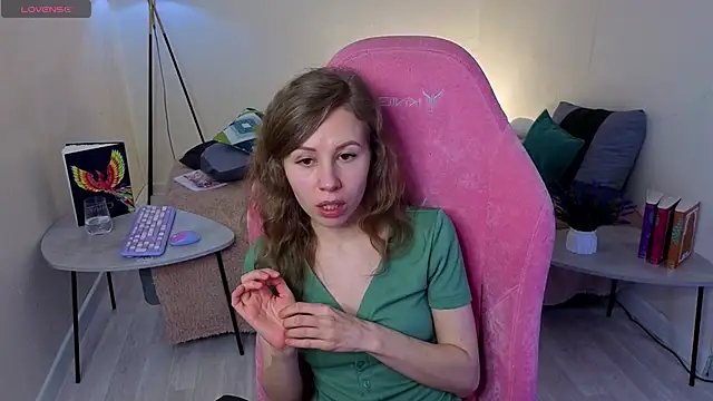 Lill Mary online show from 15, 2, 2025