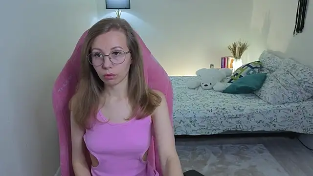 Lill Mary online show from 23, 9, 2025