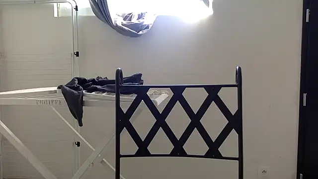 Snapshot of vanillesoumise chatting on 7, 3, 2025 vanillesoumise online show from 7, 3, 2025