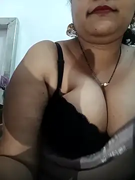 Nyra-23 online show from 12, 3, 2026