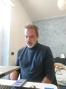 Snapshot of Marcolino183 chatting on 27, 11, 2025 Marcolino183 online show from 27, 11, 2025