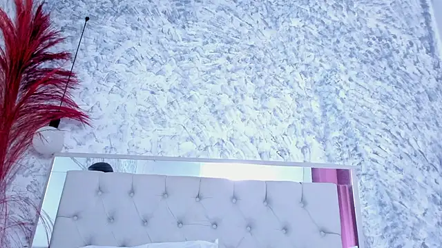 Mia Malkovaa  online show from 20, 2, 2026