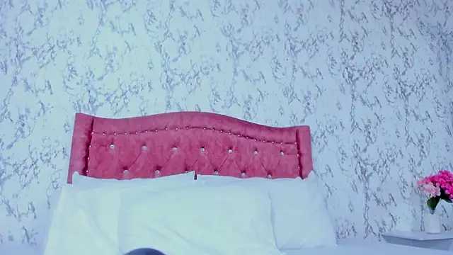 Mia Malkovaa  online show from 26, 2, 2026