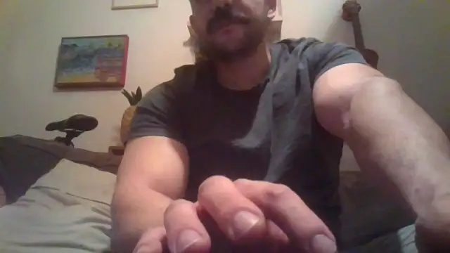 Snapshot of Mclozzz chatting on 14, 2, 2026 Mclozzz online show from 14, 2, 2026