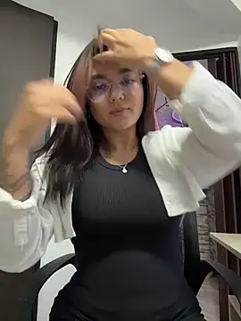 camianddanna online show from 7, 10, 2025