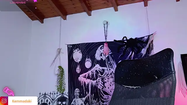 Snapshot of kemmadakii chatting on 22, 10, 2025 kemmadakii online show from 22, 10, 2025