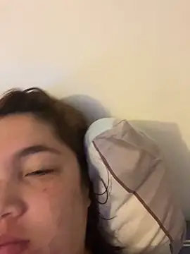 WhiteWomen online show from 17, 9, 2025