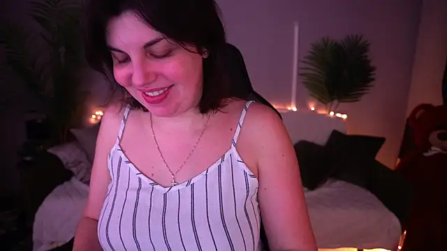 MirandaWong online show from 9, 4, 2026