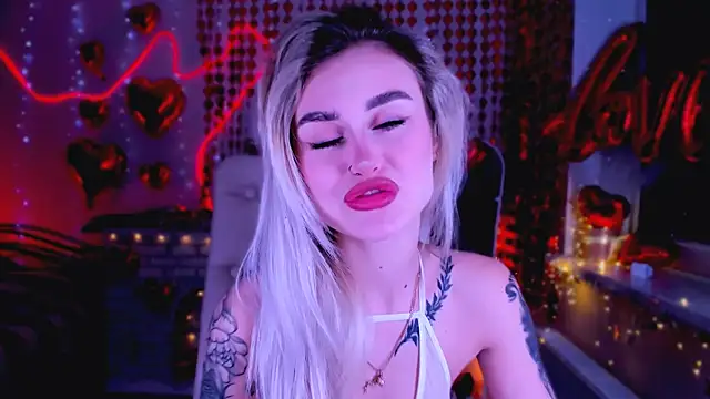  Ravenaa online show from 9, 2, 2025