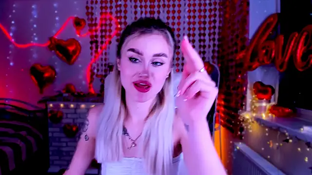  Ravenaa online show from 10, 2, 2025