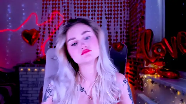  Ravenaa online show from 26, 2, 2025