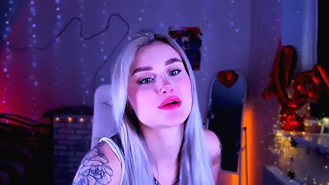  Ravenaa online show from 5, 3, 2025