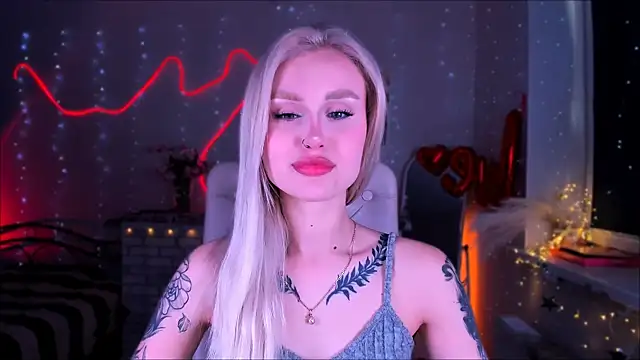  Ravenaa online show from 14, 3, 2025