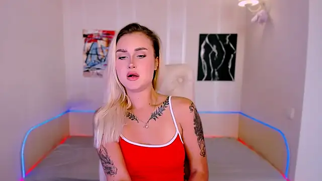  Ravenaa online show from 19, 9, 2025