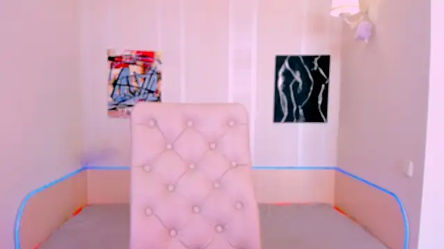  Ravenaa online show from 21, 9, 2025