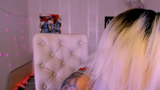  Ravenaa online show from 11, 10, 2025