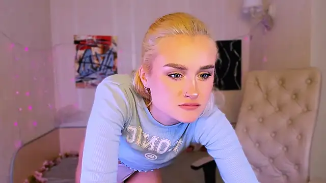  Ravenaa online show from 3, 11, 2025