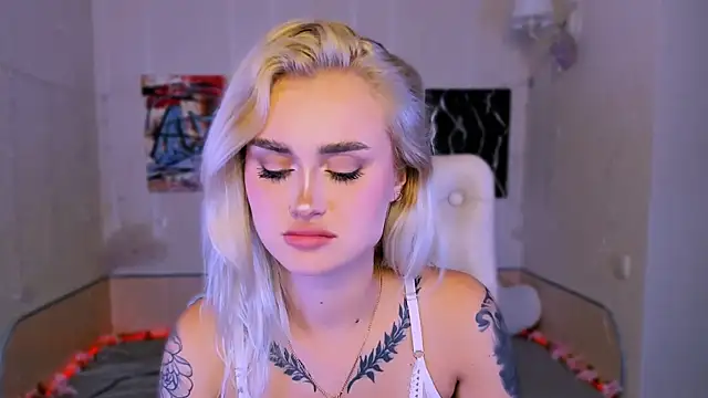  Ravenaa online show from 7, 11, 2025