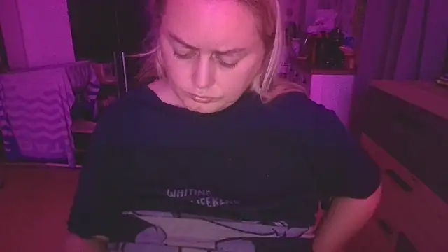 Meliss Official9 online show from 14, 3, 2025