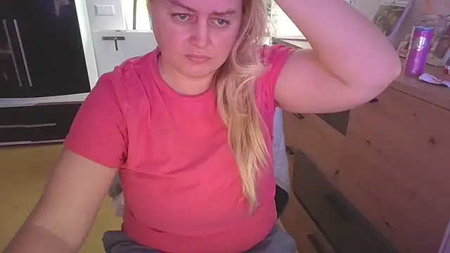 Meliss Official9 online show from 21, 11, 2025