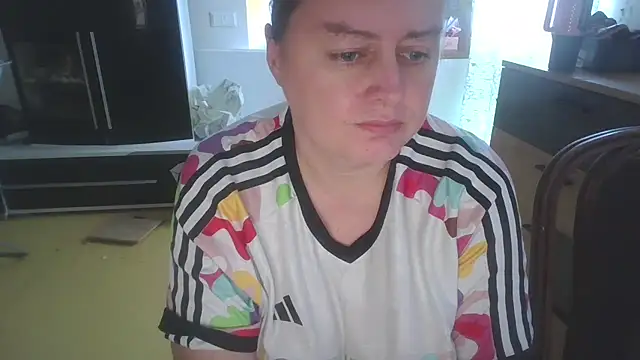 Snapshot of Meliss_Official9 chatting on 9, 2, 2026 Meliss Official9 online show from 9, 2, 2026