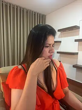 Snapshot of Alice_Biel chatting on 18, 1, 2025 Alice Biel online show from 18, 1, 2025