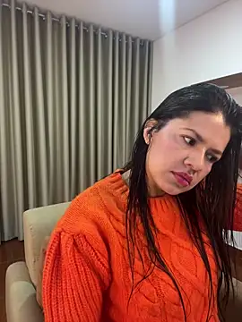 Snapshot of Alice_Biel chatting on 10, 3, 2025 Alice Biel online show from 10, 3, 2025