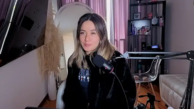 sexfire lalita online show from 5, 2, 2026