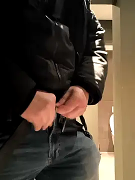 Snapshot of NewyorkDimi chatting on 1, 1, 2025 NewyorkDimi online show from 1, 1, 2025