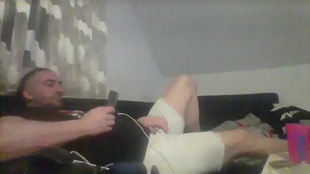 Snapshot of NewyorkDimi chatting on 13, 2, 2025 NewyorkDimi online show from 13, 2, 2025