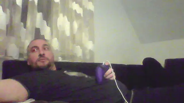 Snapshot of NewyorkDimi chatting on 25, 2, 2025 NewyorkDimi online show from 25, 2, 2025