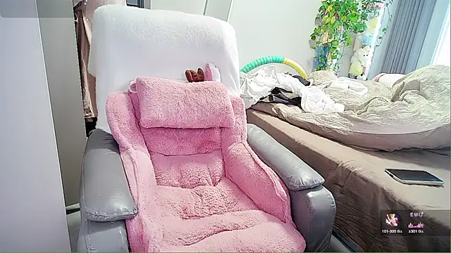 Xiaoyu-G online show from 1, 11, 2025