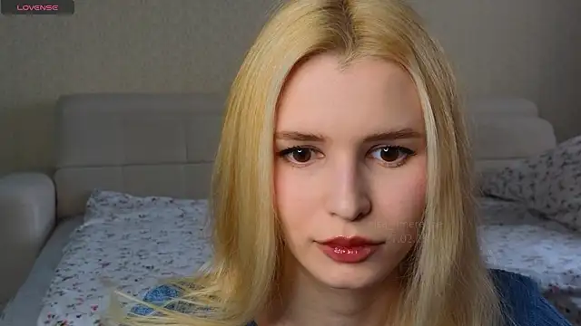 Snapshot of elsa_limerence chatting on 27, 2, 2025 elsa limerence online show from 27, 2, 2025