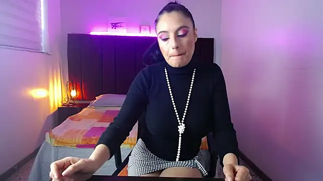 Zuzana21 online show from 11, 12, 2024