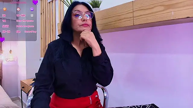 Snapshot of Zuzana21 chatting on 14, 5, 2026 Zuzana21 online show from 14, 5, 2026