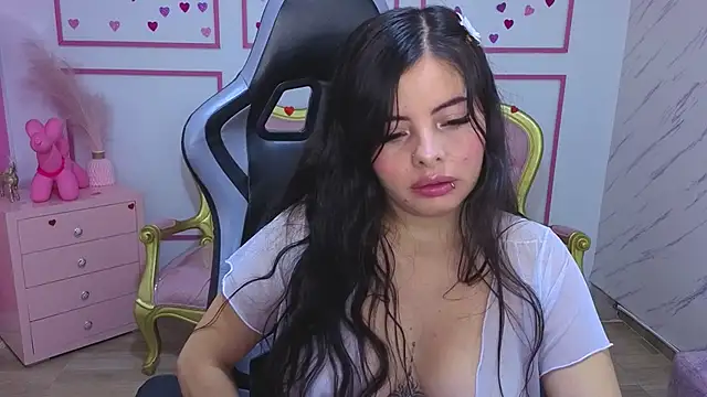 Snapshot of Chinatsu_t chatting on 6, 6, 2026 Chinatsu t online show from 6, 6, 2026