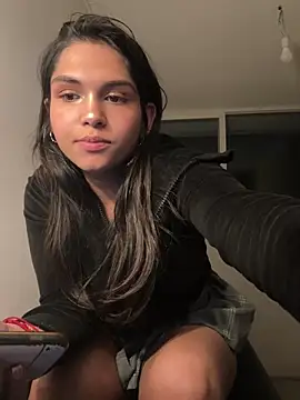 Snapshot of sc4ry_girl1 chatting on 14, 3, 2025 sc4ry girl1 online show from 14, 3, 2025