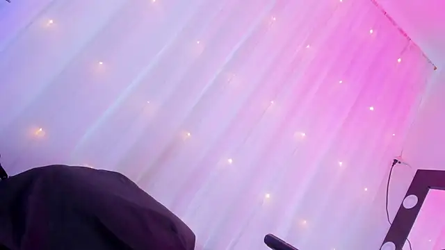 Itsme Daniela online show from 6, 12, 2024