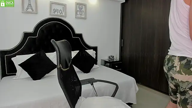 Snapshot of MaxxiCruz chatting on 17, 2, 2025 MaxxiCruz online show from 17, 2, 2025