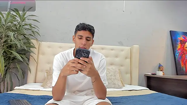 Snapshot of kieran_derek chatting on 4, 10, 2025 kieran derek online show from 4, 10, 2025