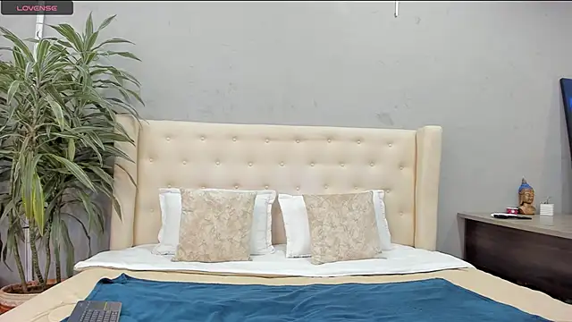 Snapshot of kieran_derek chatting on 10, 10, 2025 kieran derek online show from 10, 10, 2025