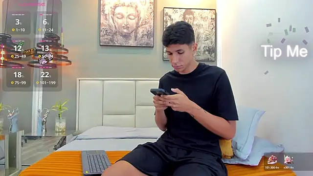 Snapshot of kieran_derek chatting on 28, 11, 2025 kieran derek online show from 28, 11, 2025