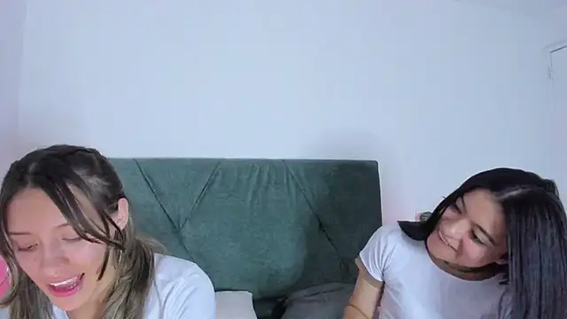 Gabby and Alice online show from 6, 2, 2025