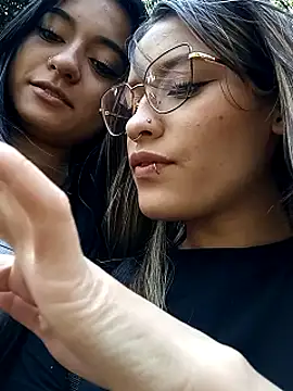 Gabby and Alice online show from 15, 2, 2025