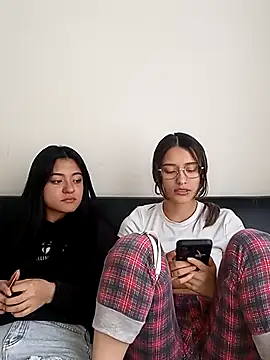 Gabby and Alice online show from 28, 2, 2025