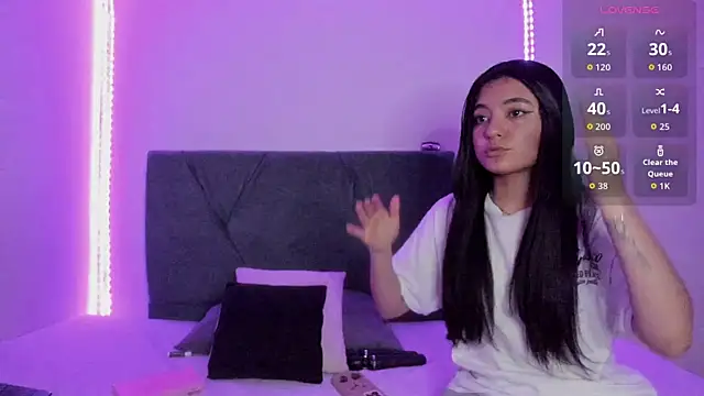 Gabby and Alice online show from 12, 10, 2025