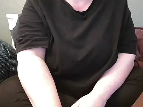 MarthaBriest online show from 10, 3, 2025