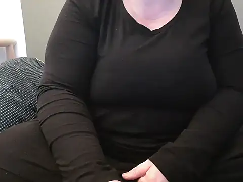 MarthaBriest online show from 18, 3, 2025